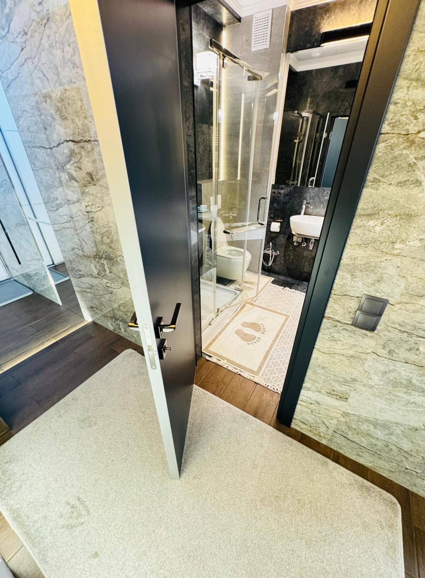 Rentnow Modern Lux Apartment In Centre Chisinau Exterior foto